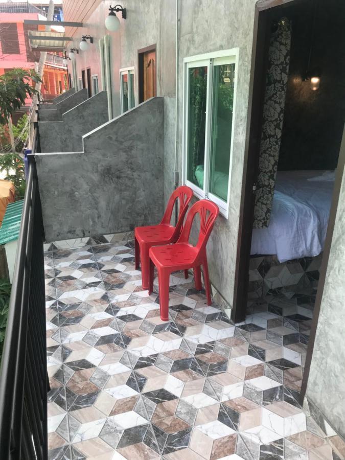 P&P's Guesthouse Koh Tao Extérieur photo
