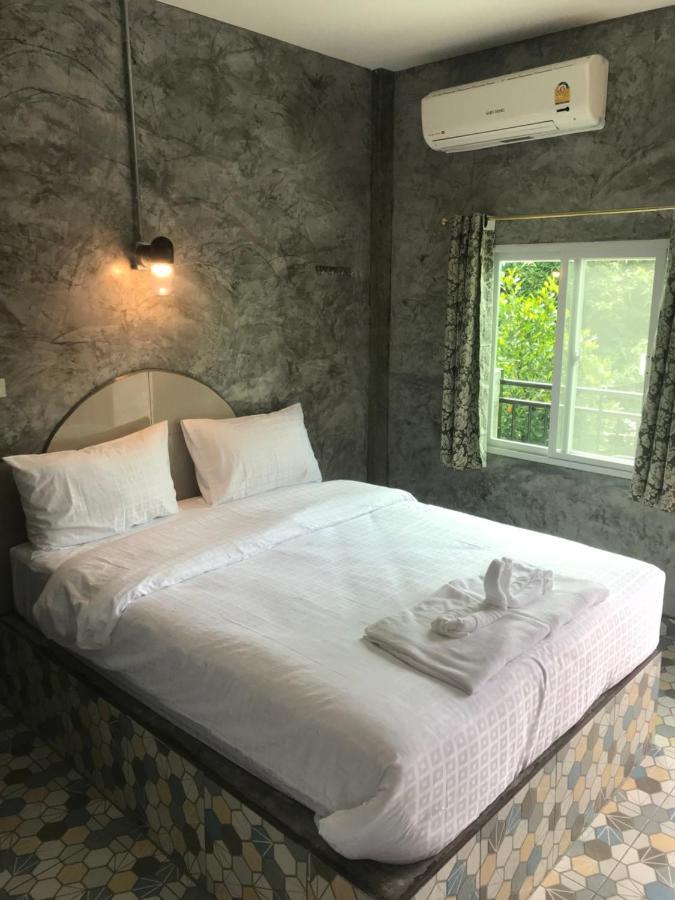 P&P's Guesthouse Koh Tao Extérieur photo