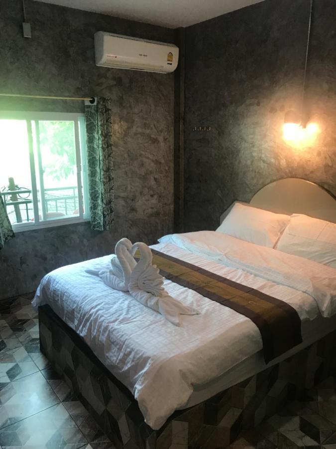 P&P's Guesthouse Koh Tao Extérieur photo